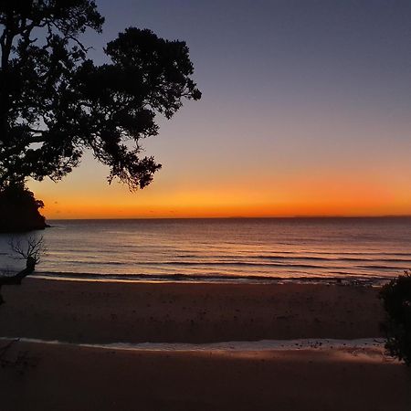 Whangaparaoa Lodge Exteriör bild