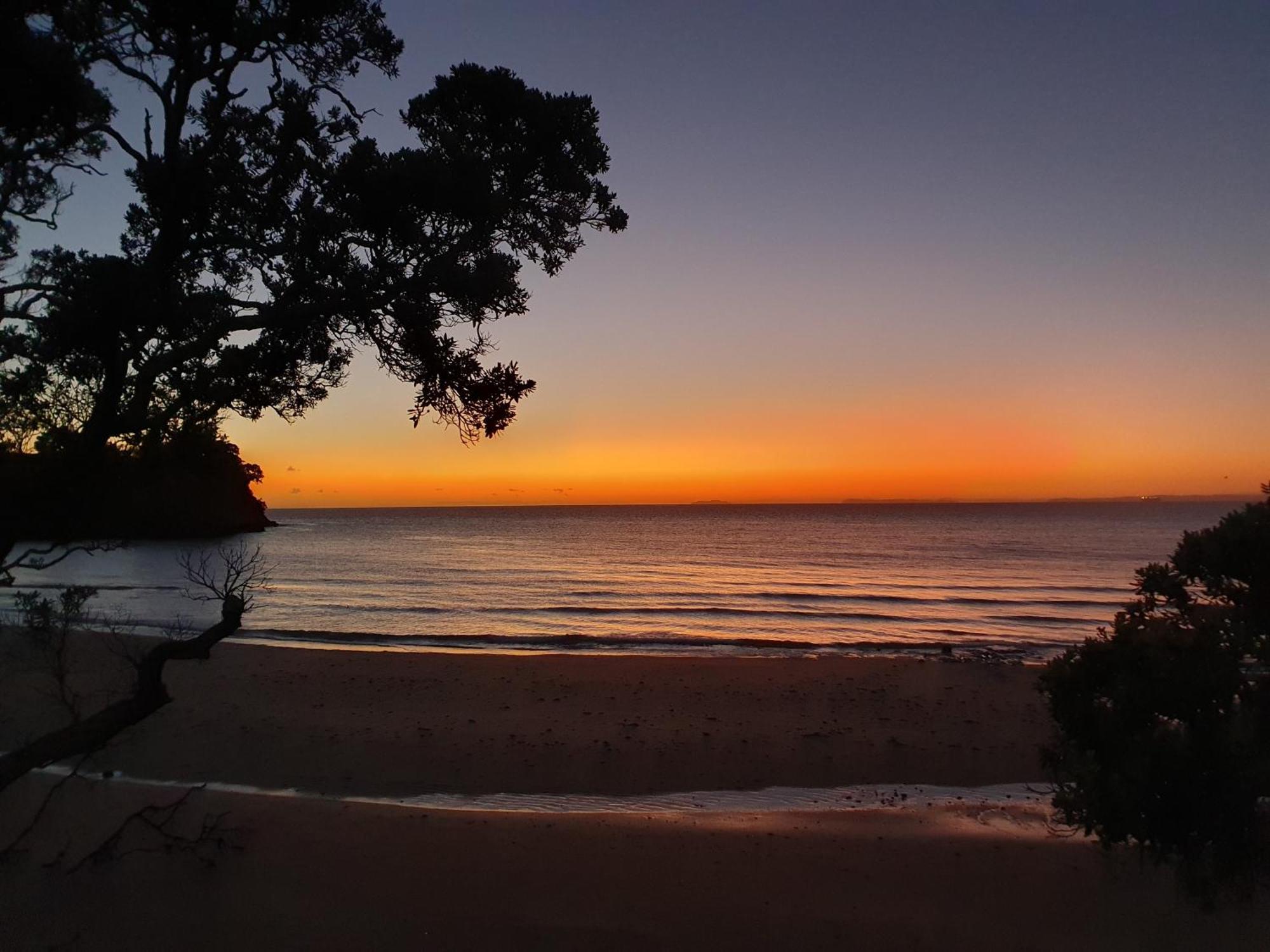 Whangaparaoa Lodge Exteriör bild