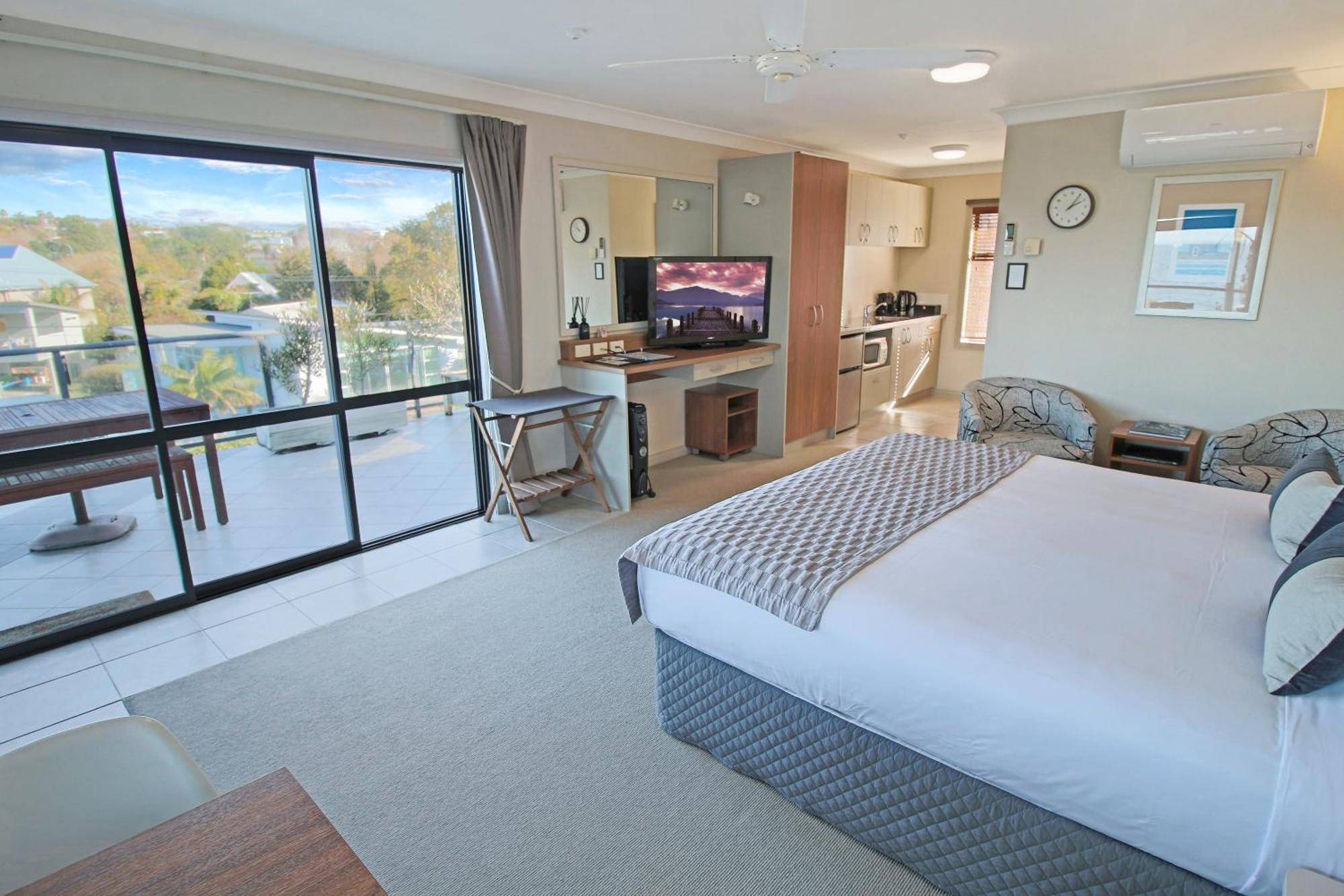 Whangaparaoa Lodge Exteriör bild